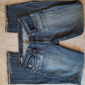 Big Star blue jeans in a size 27L. Excellent condition.